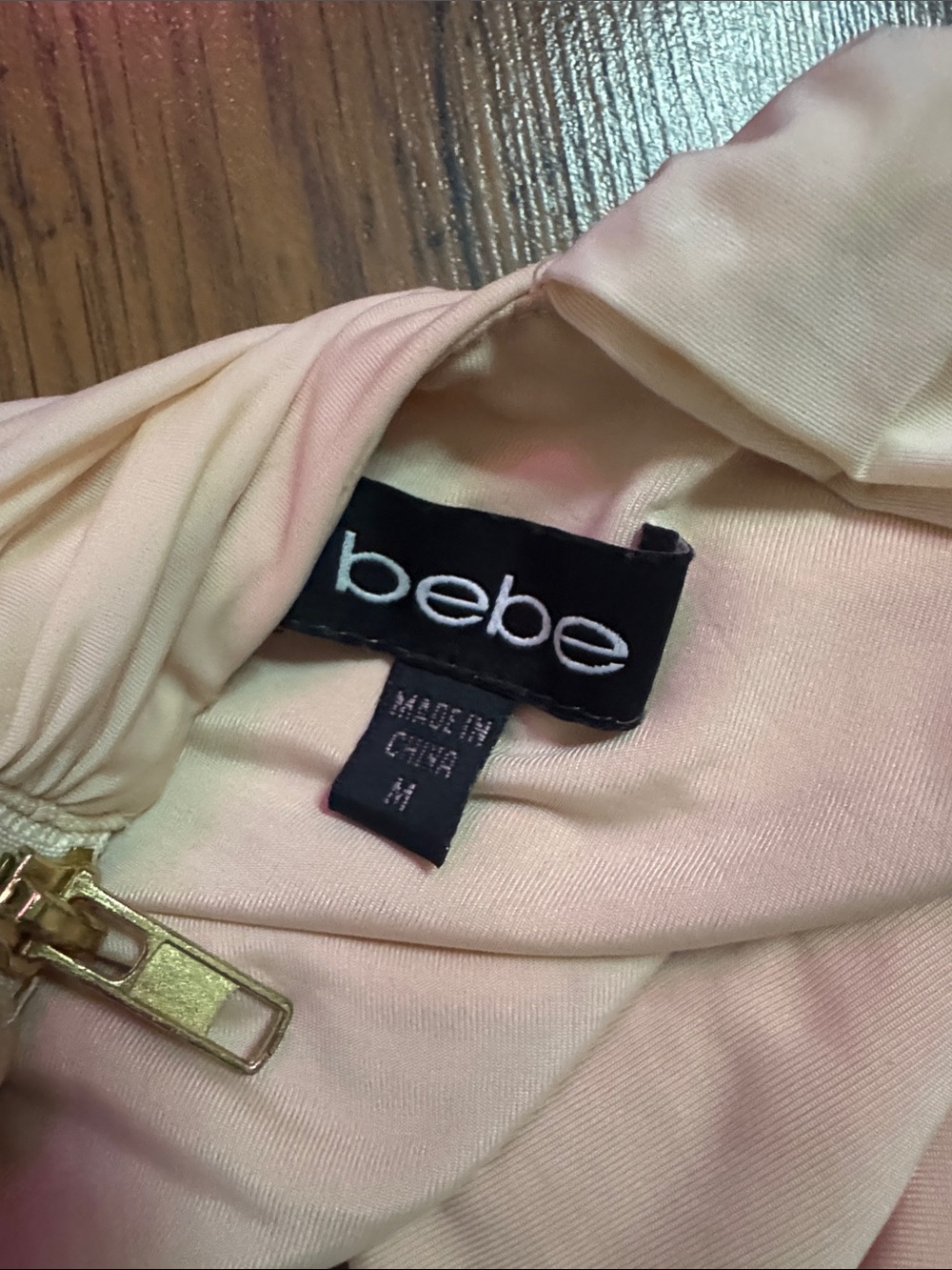bebe Blush Pink Ruched Sleeveless Bodycon Mini Dress 17.1T - Picture 3 of 4